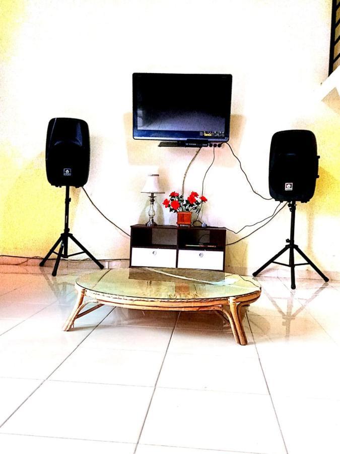 Villa Brastagi Resort Jalan Mimpin Tua Blok C No. 41 Berastagi Zewnętrze zdjęcie