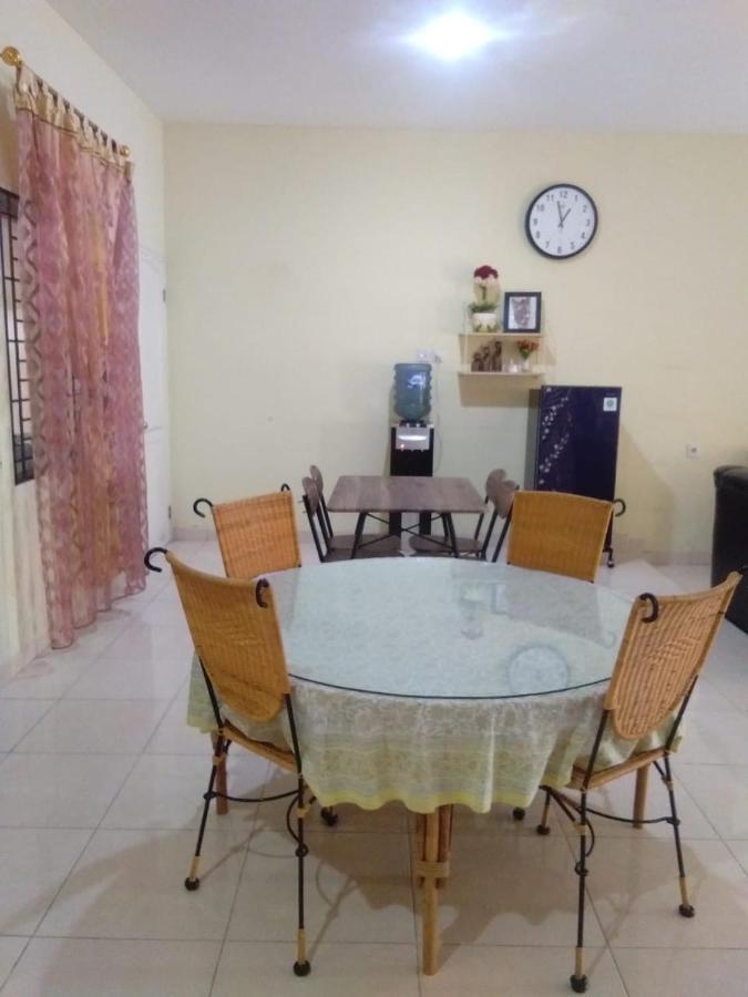 Villa Brastagi Resort Jalan Mimpin Tua Blok C No. 41 Berastagi Zewnętrze zdjęcie